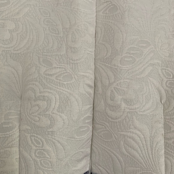 Dress - Picture 6 of 7